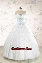 2015 Beautiful Appliques and Beading White Quinceanera Dresses FNAO091FOR