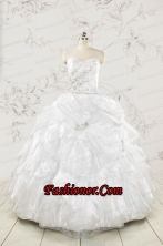 Classical White Quinceanera Dresses with Beading and Ruffles FNAO5897FOR