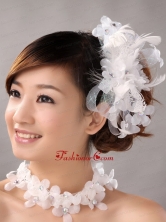 White Hand Made Flowers Feather Wedding Fascinators  TH087FOR