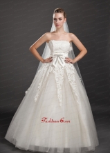 Lace Appliques Tulle Graceful Wedding Veil UNION29T03FOR